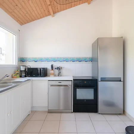 Casa de Férias Charmante Maison A 400m De La Pornic